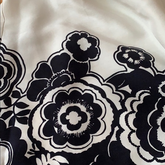 Banana Republic silk dress Floral B&W - Picture 6 of 8
